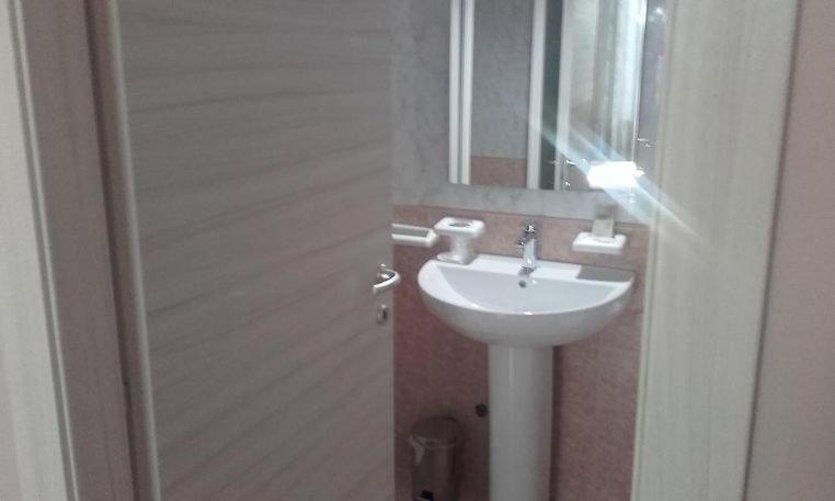 Hotel Ded 1 Parma Zewnętrze zdjęcie